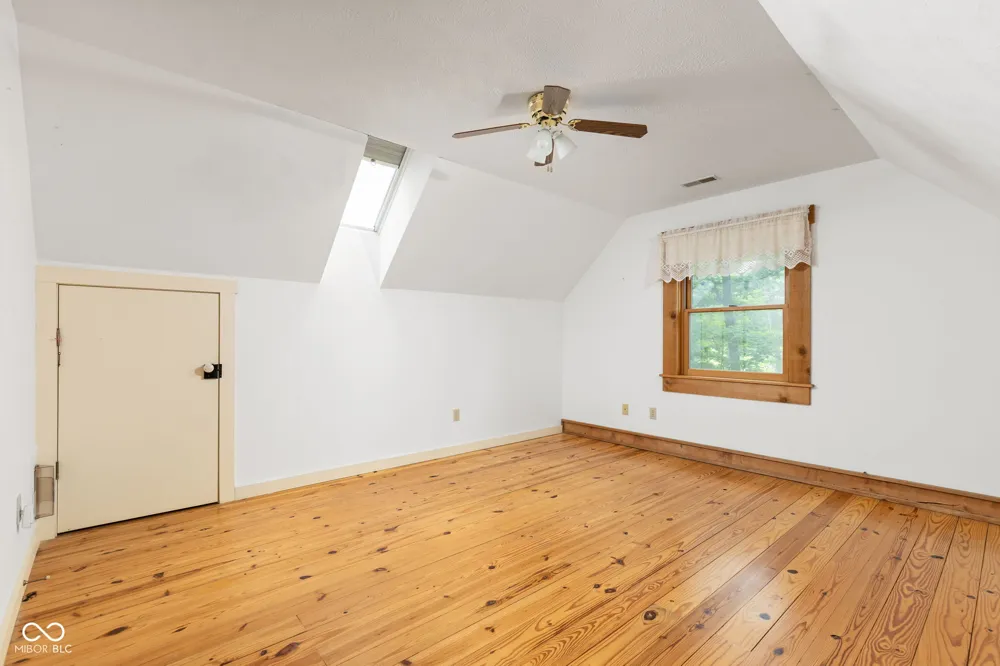 159 Redbud Lane Nashville, IN 47448