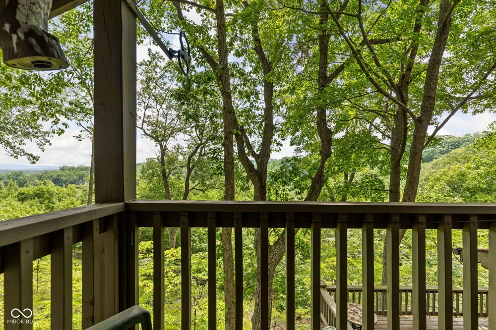 159 Redbud Lane Nashville, IN 47448