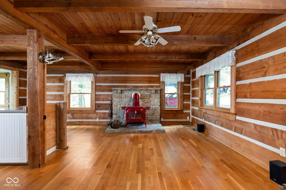 159 Redbud Lane Nashville, IN 47448