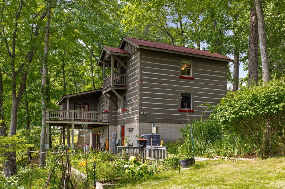 159 Redbud Lane Nashville, IN 47448
