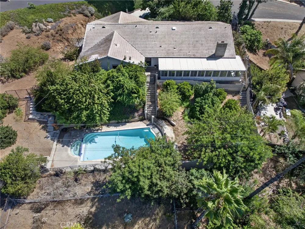 5462 Sierra Vista Riverside, CA 92505