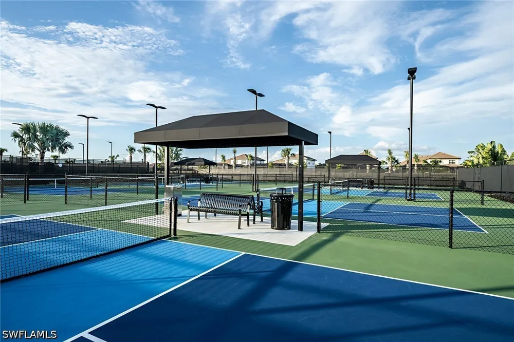 Giardino Drive #28-101 Naples, FL 34114