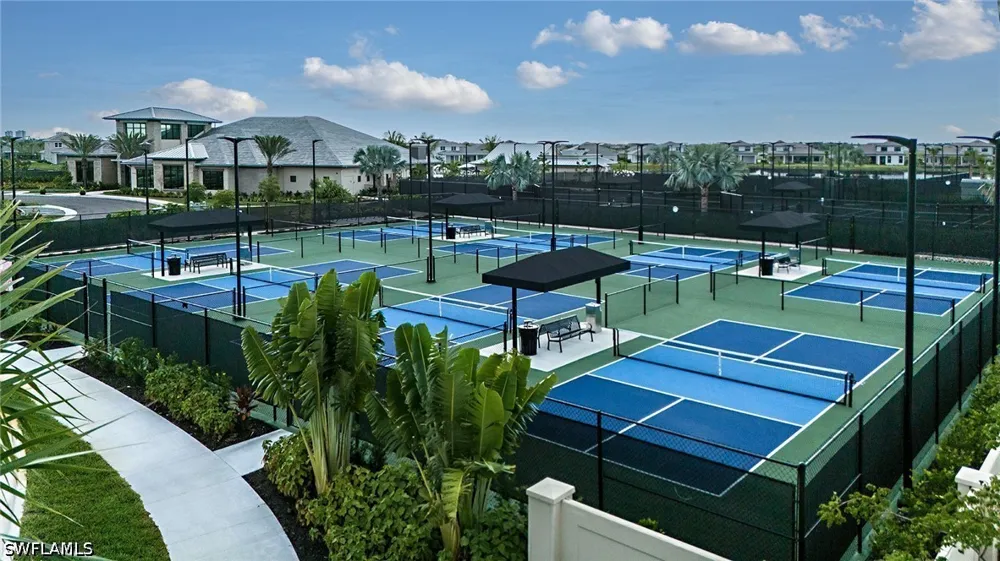 Giardino Drive #28-101 Naples, FL 34114