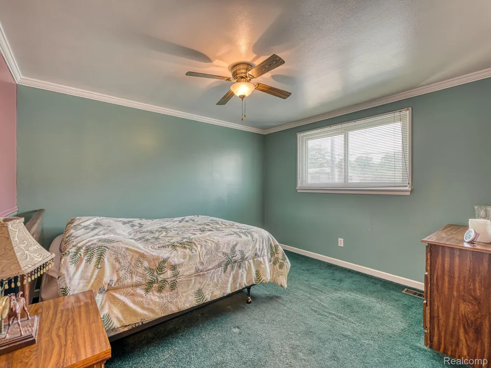 11817 Moran Street Taylor City, MI 48180