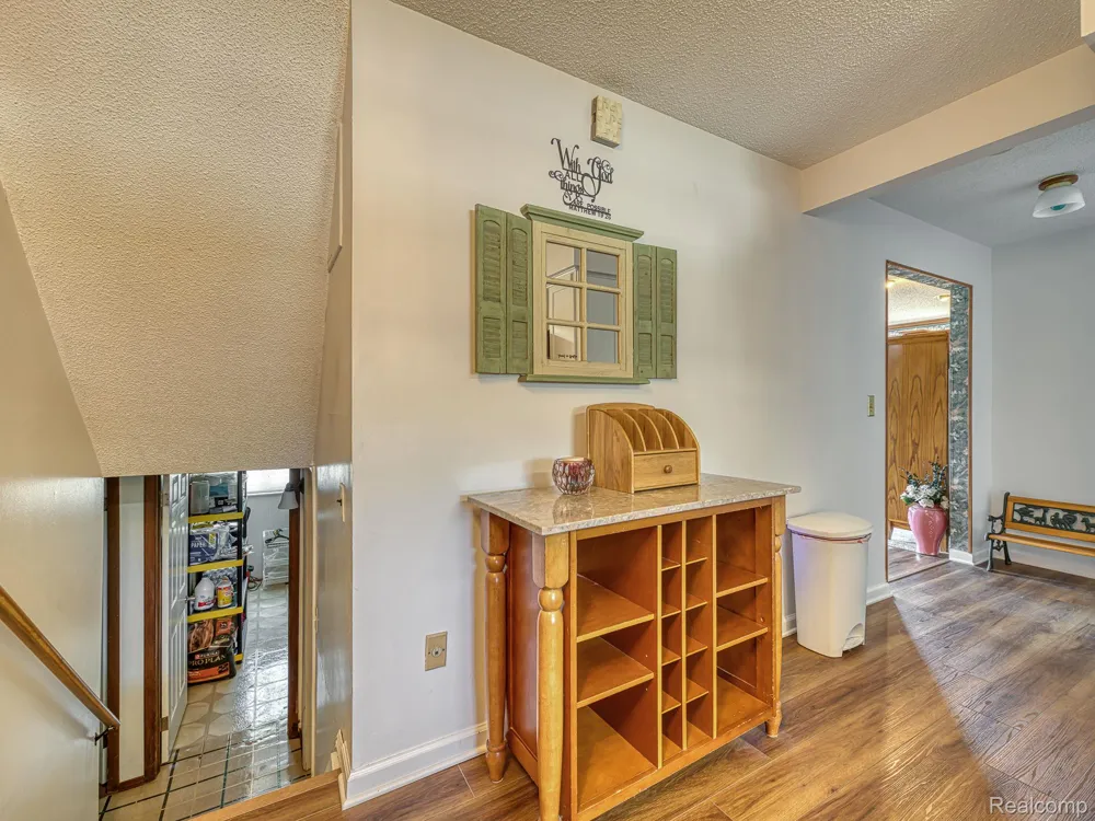 11817 Moran Street Taylor City, MI 48180