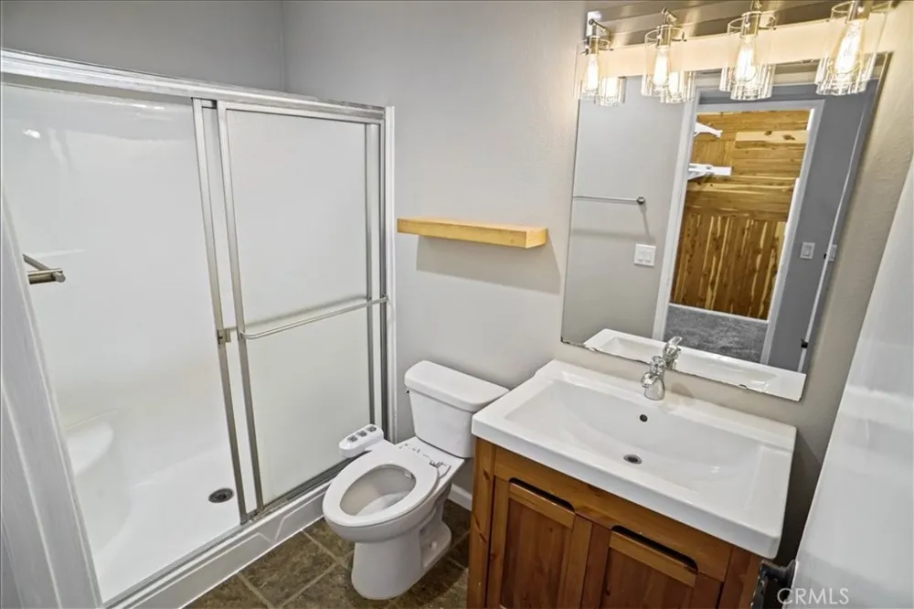 7005 Jordan Avenue #110 Canoga Park, CA 91303