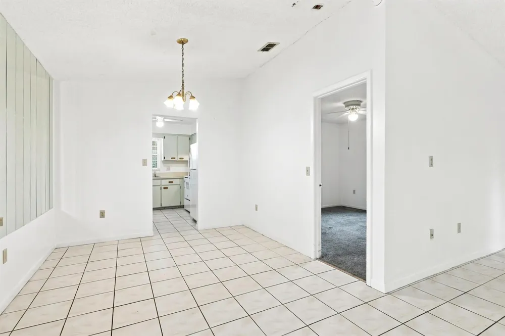 2737 Myakka Drive Orlando, FL 32839