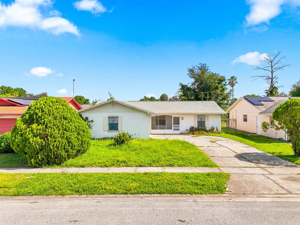 2737 Myakka Drive Orlando, FL 32839