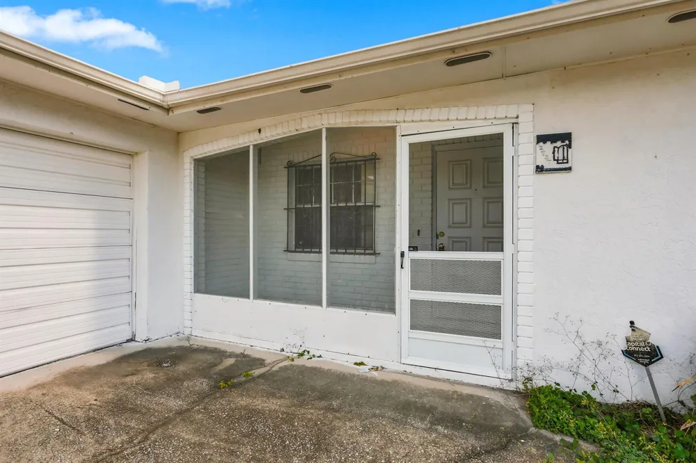 2737 Myakka Drive Orlando, FL 32839