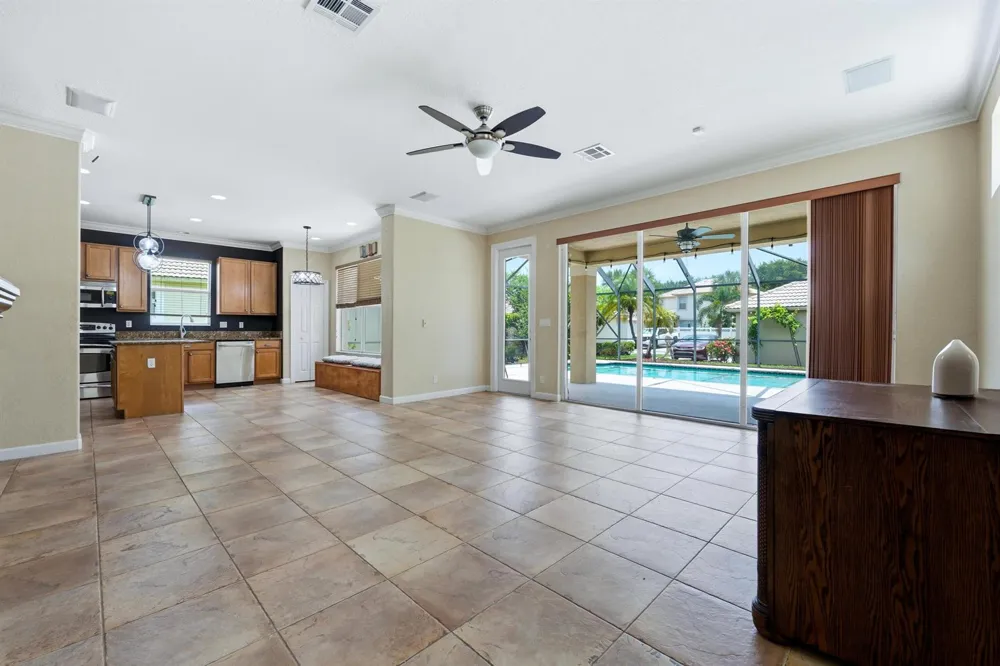 8113 Bautista Way Palm Beach Gardens, FL 33418