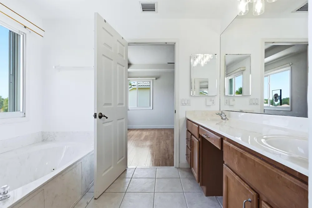 8113 Bautista Way Palm Beach Gardens, FL 33418