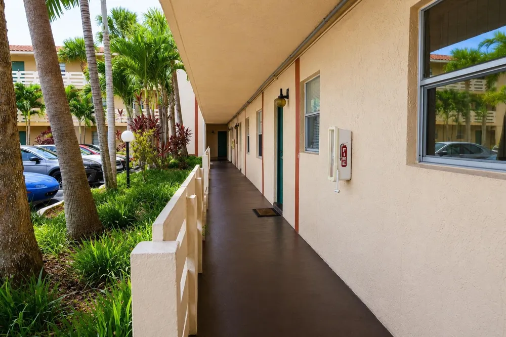 3246 NW 102nd Terrace #308-f Coral Springs, FL 33065