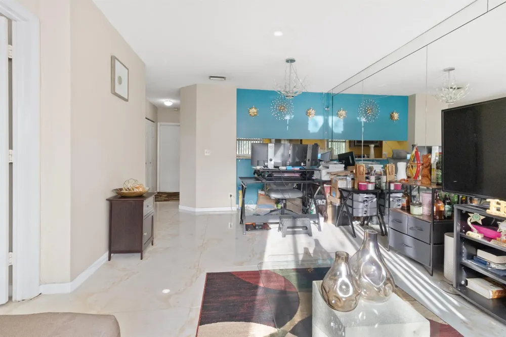3246 NW 102nd Terrace #308-f Coral Springs, FL 33065