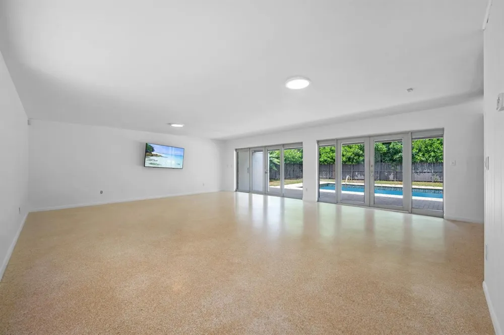 19711 NE 21ST COURT Miami, FL 33179