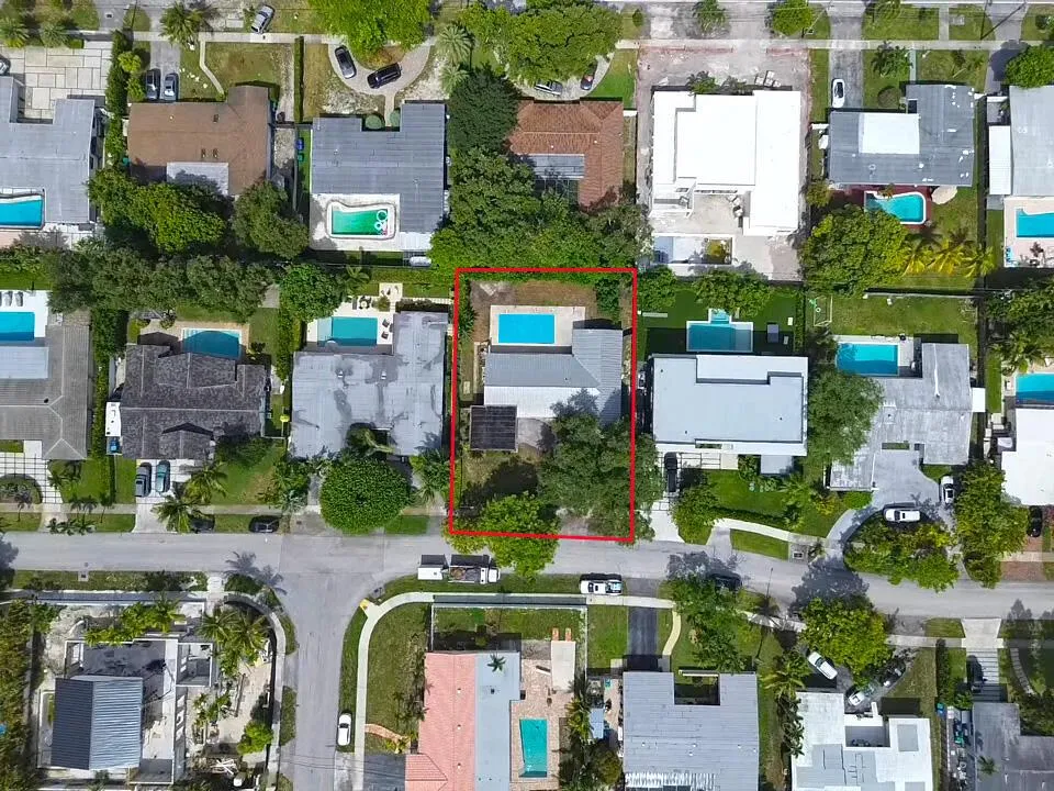 19711 NE 21ST COURT Miami, FL 33179