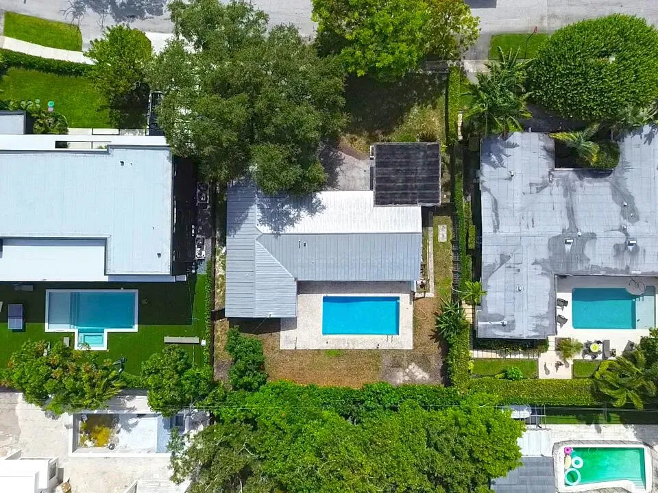 19711 NE 21ST COURT Miami, FL 33179