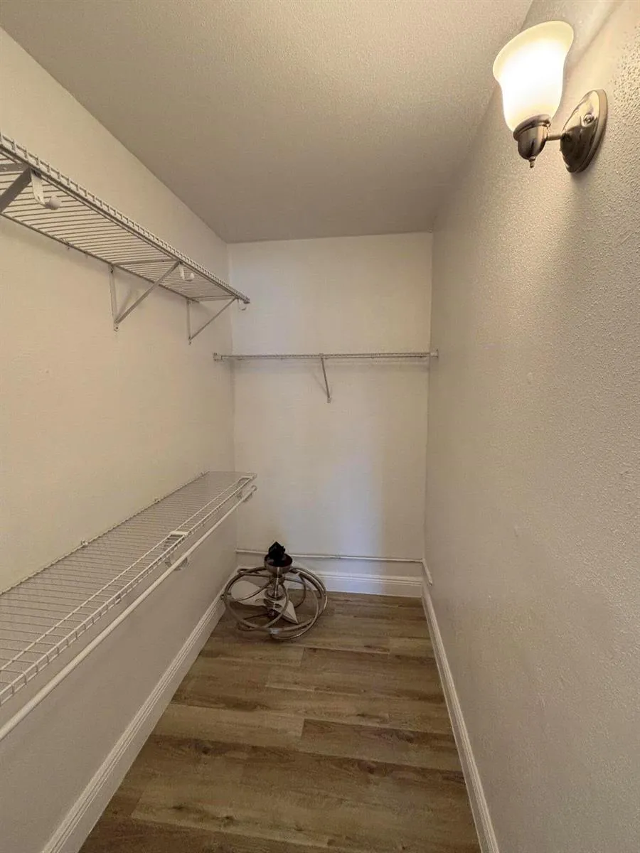 652 Flanders Delray Beach, FL 33484