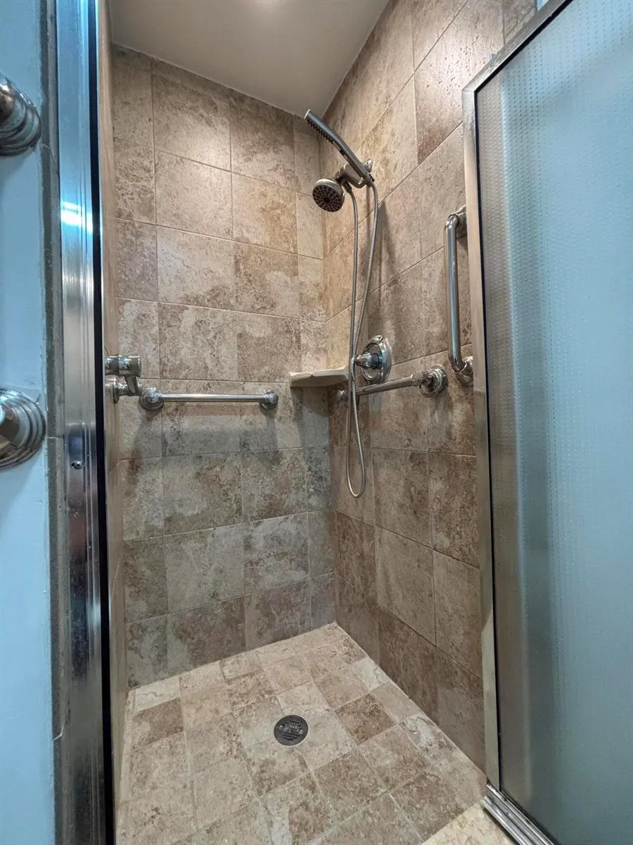 652 Flanders Delray Beach, FL 33484
