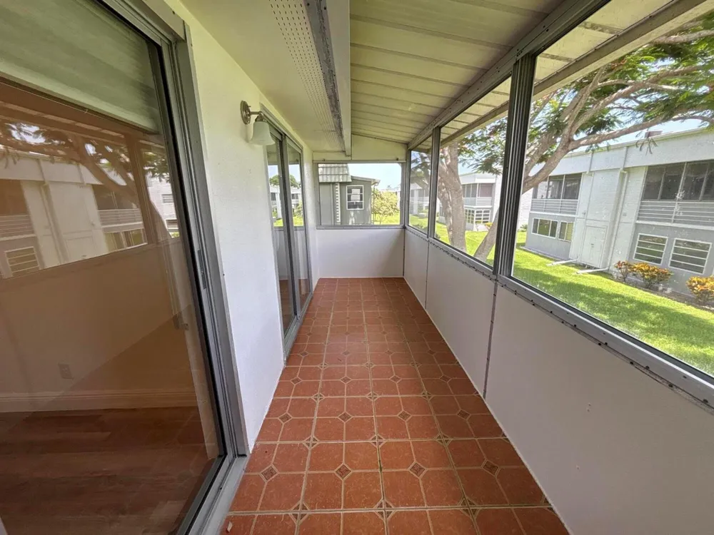 652 Flanders Delray Beach, FL 33484