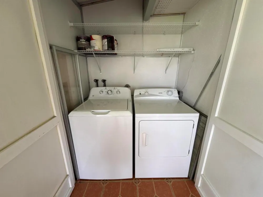 652 Flanders Delray Beach, FL 33484