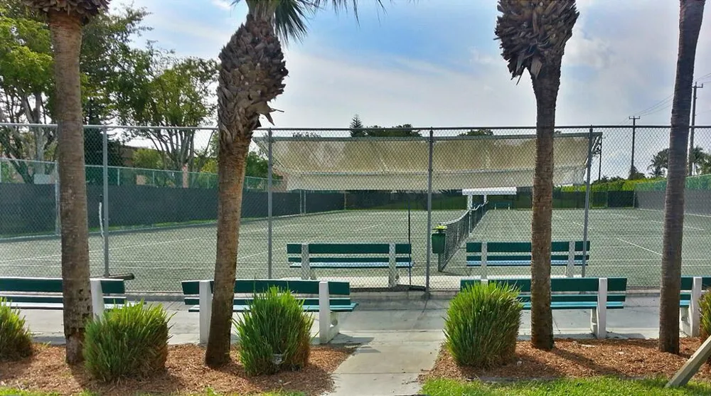 652 Flanders Delray Beach, FL 33484