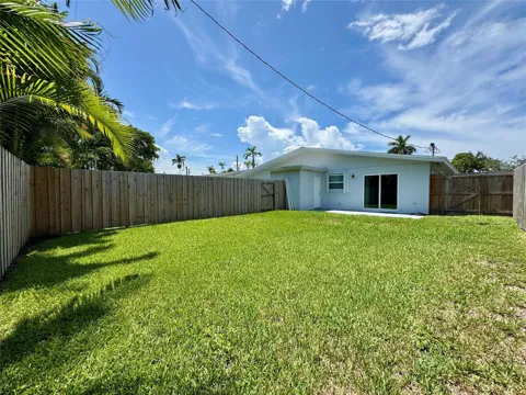 838 SW 14TH STREET