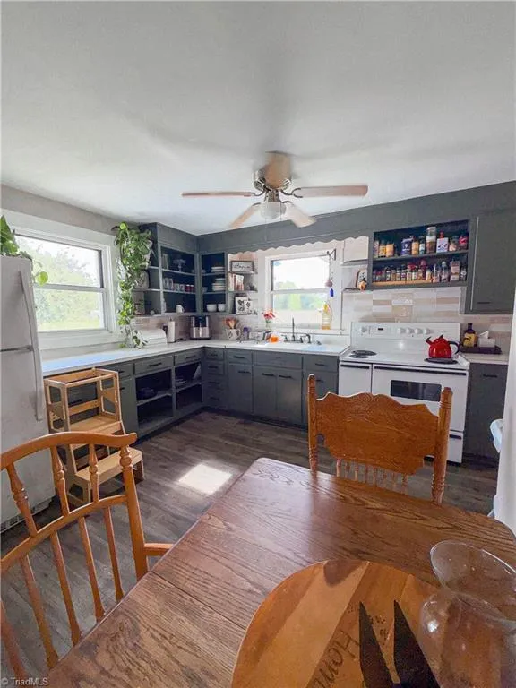 808 Piney Creek School Road Piney Creek, NC 28663