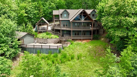 486 Henderson Lane