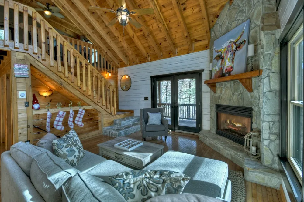 133 Rocky Road Cherry Log, GA 30522