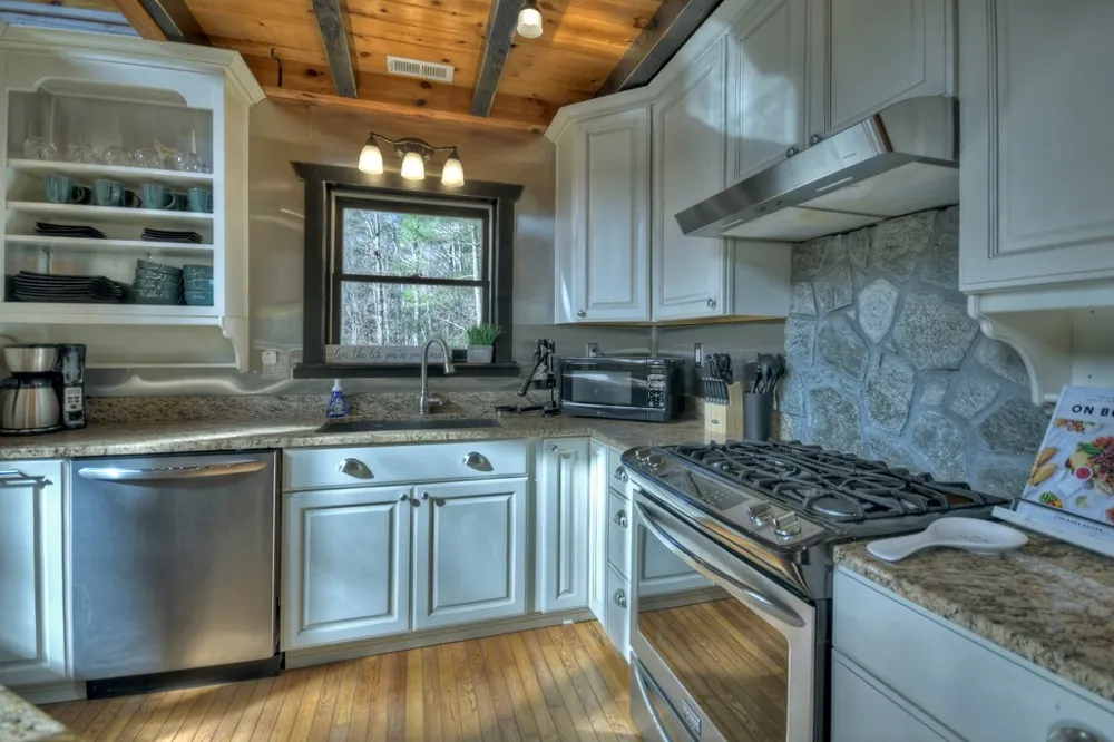 133 Rocky Road Cherry Log, GA 30522
