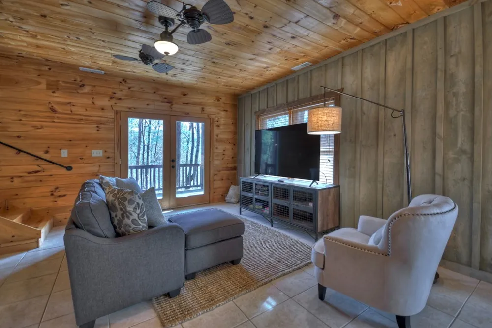 133 Rocky Road Cherry Log, GA 30522