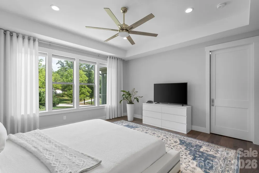 549 Daniel Circle Drive Mills River, NC 28759