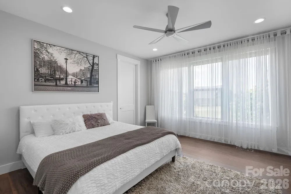 549 Daniel Circle Drive Mills River, NC 28759