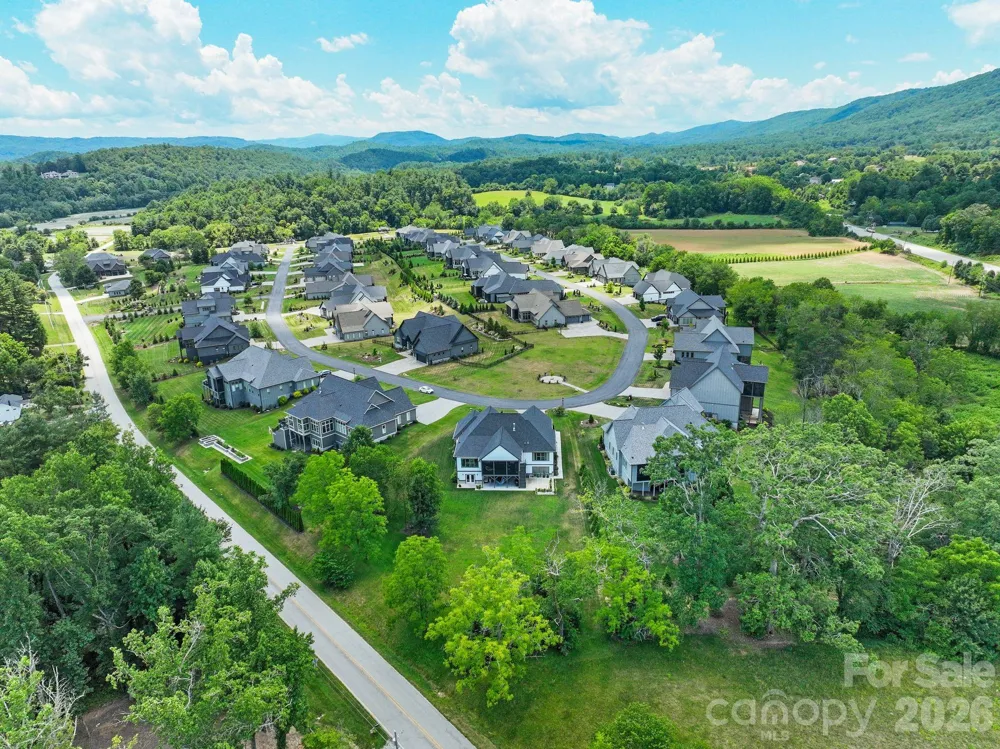 549 Daniel Circle Drive Mills River, NC 28759