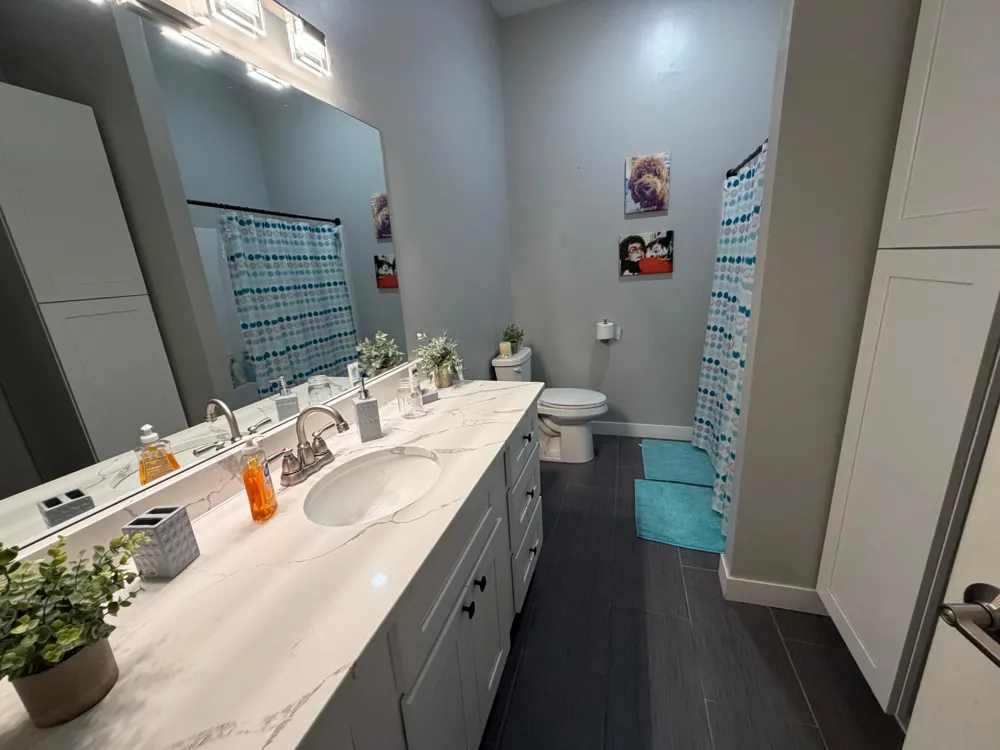 1740 Bay Oaks Drive Albert Lea, MN 56007
