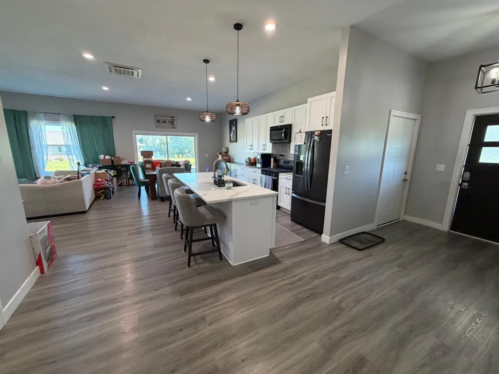 1740 Bay Oaks Drive Albert Lea, MN 56007