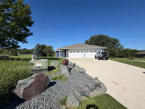 1740 Bay Oaks Drive
