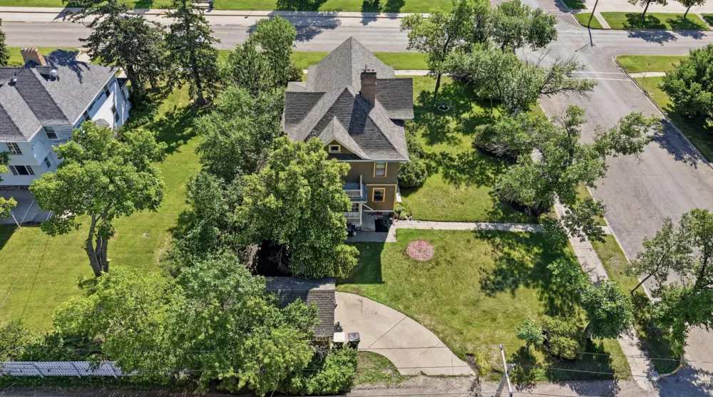 520 2nd Avenue SE Jamestown, ND 58401