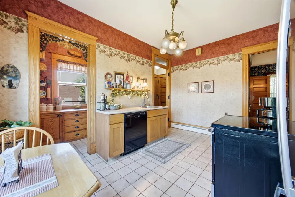 520 2nd Avenue SE Jamestown, ND 58401