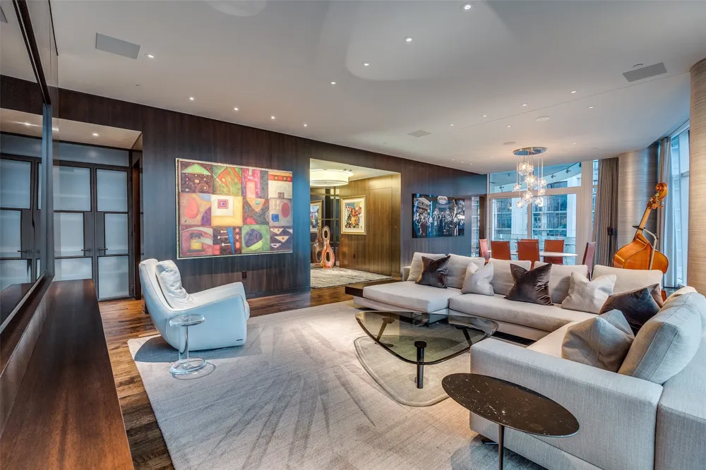 1918 Olive Street #1603 Dallas, TX 75201