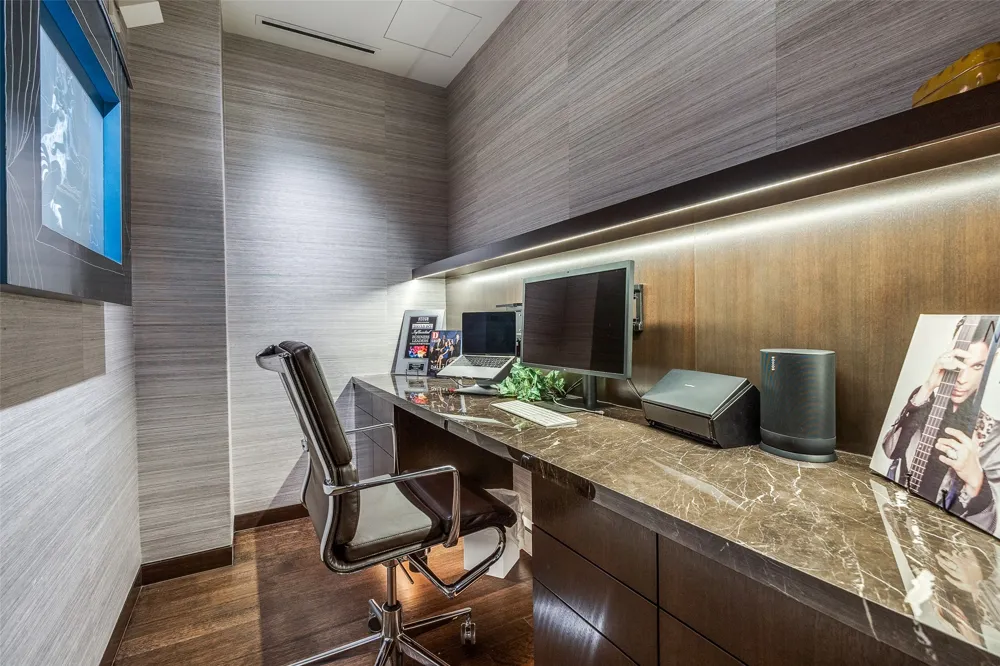 1918 Olive Street #1603 Dallas, TX 75201