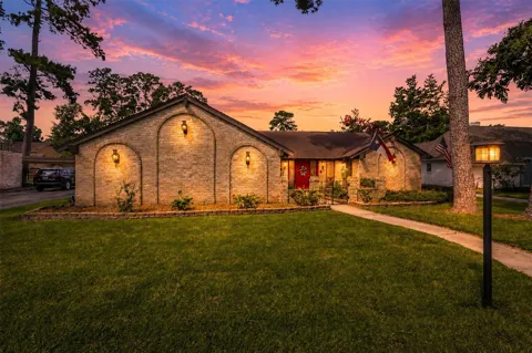 15111 Stonewick Drive