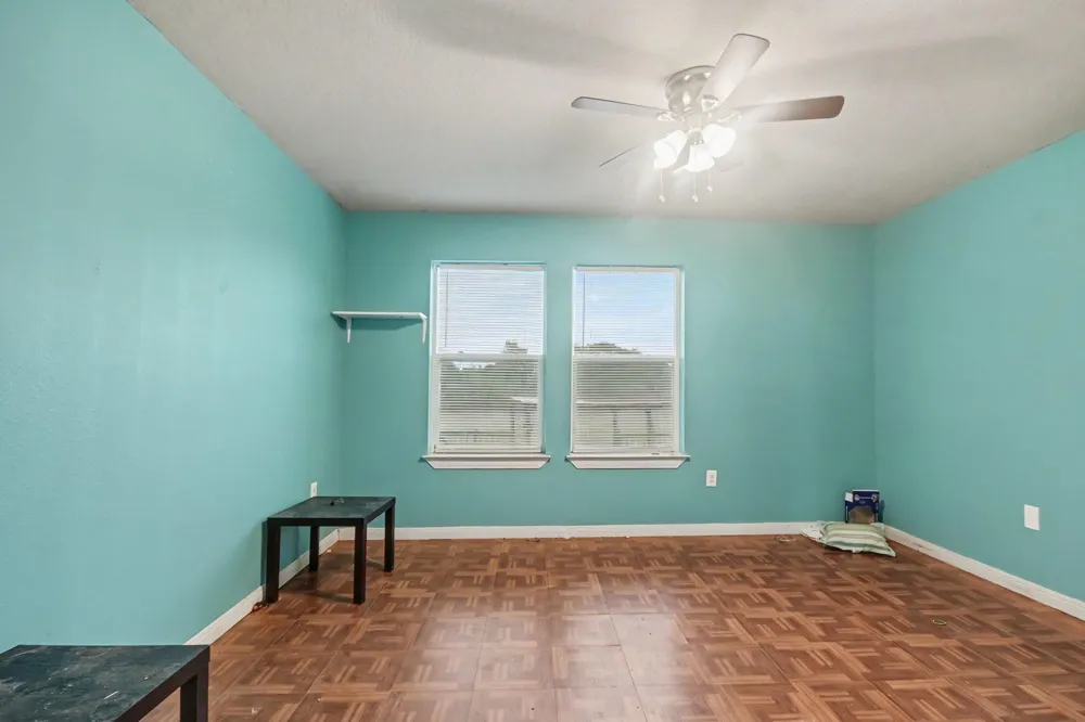 2932 Shady Creek Lane Freeport, TX 77541
