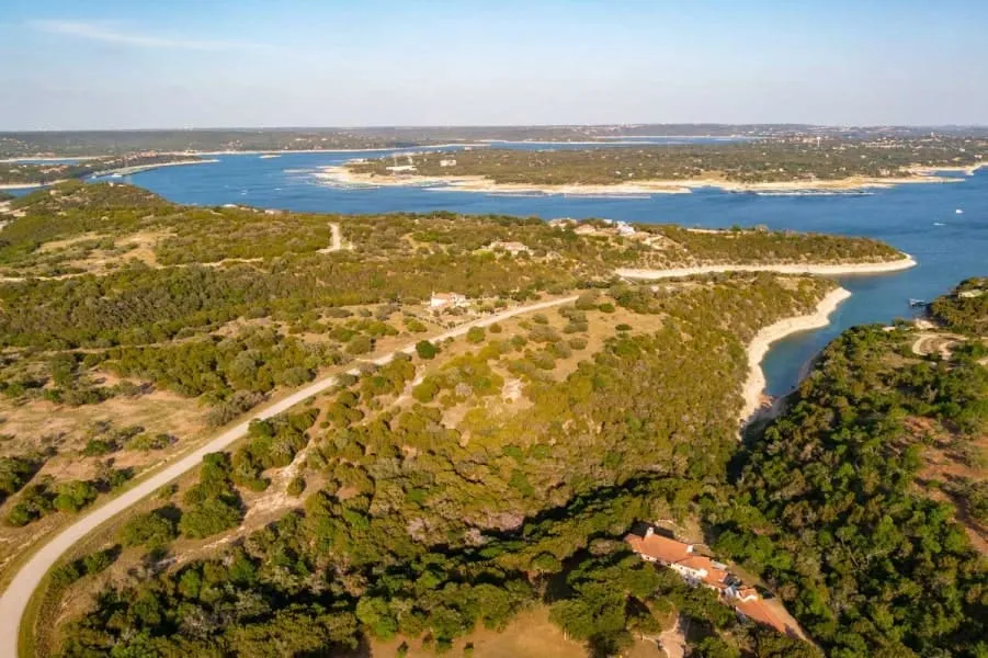 19101 Veranda Walk Lago Vista, TX 78645