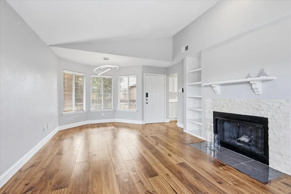 5550 Spring Valley Road #A31 Dallas, TX 75254