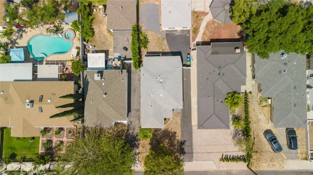 10423 Mcclemont Avenue Tujunga, CA 91042