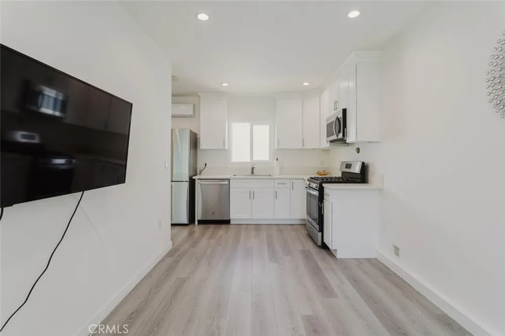 10423 Mcclemont Avenue Tujunga, CA 91042
