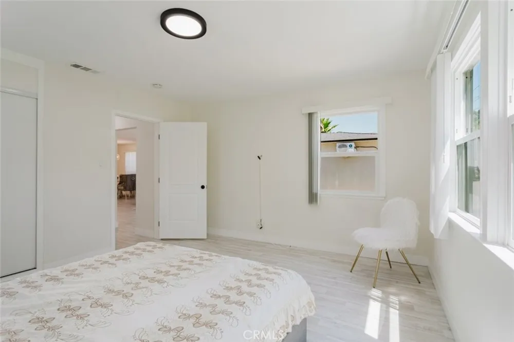 10423 Mcclemont Avenue Tujunga, CA 91042