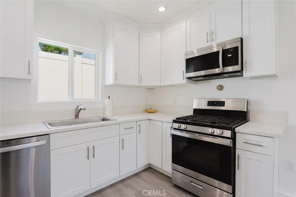 10423 Mcclemont Avenue Tujunga, CA 91042