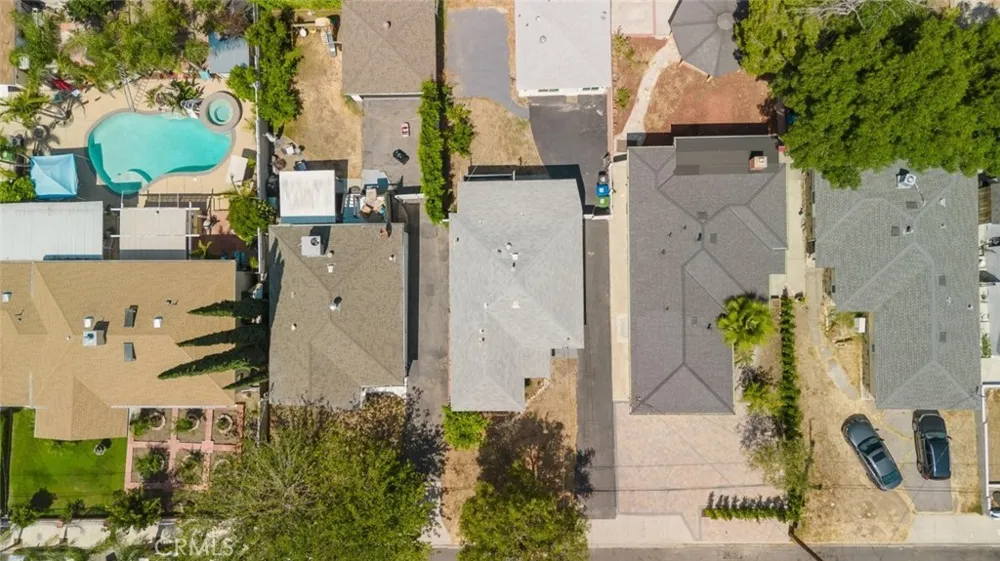 10423 Mcclemont Avenue Tujunga, CA 91042